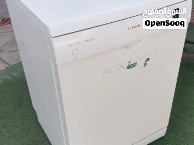 غسالة صحون شبه جديدة من شركة BOSCH
