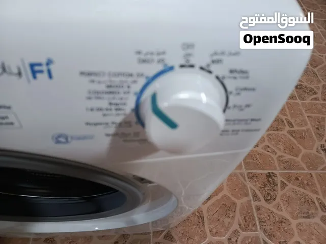 يوجد غسالة ملابس وجفافة ونشافه نفس الوقت بحاله ممتازة ونظيف سعر 40دينار