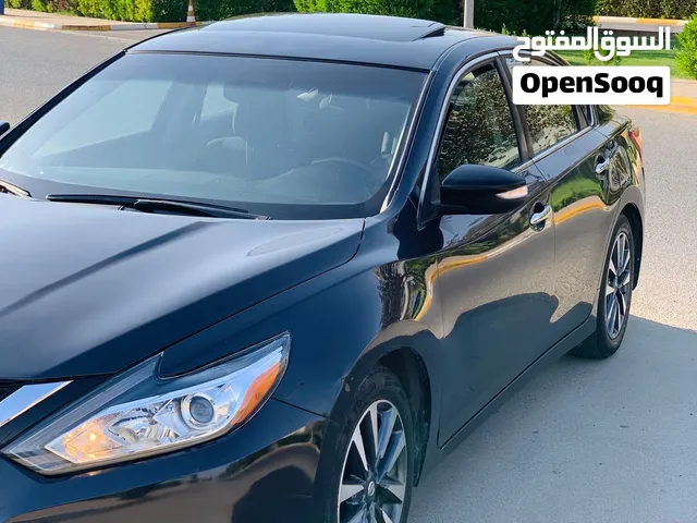 نيسان التيما SV بلاص لمتد