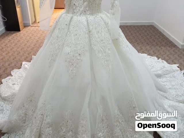 فستان زفاف