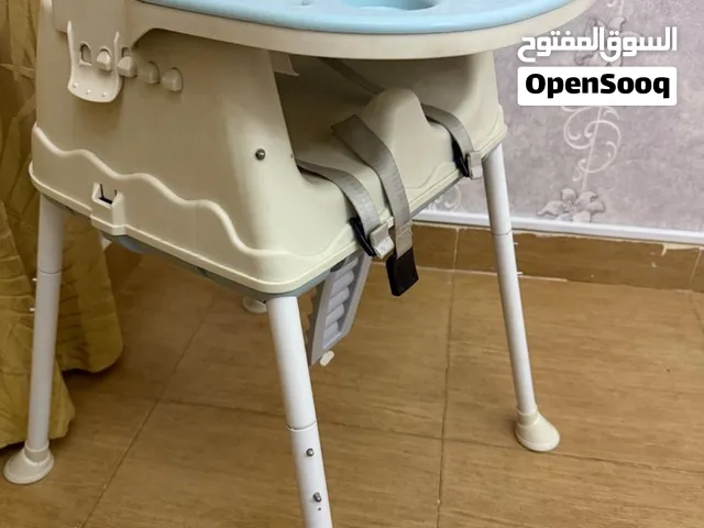 كرسي طعام للأطفال
