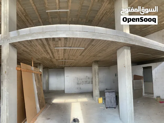 مخازن للايجار في منطقة زواتا