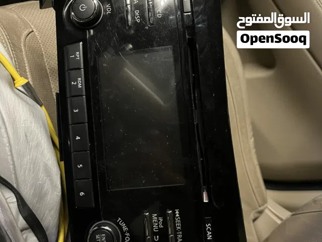 راديو و CD نيسان xtrail اصلي يعمل للبيع