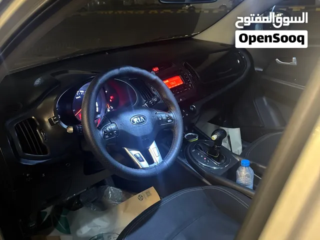 للبيع سيارة