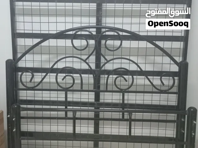 للبيع سرير