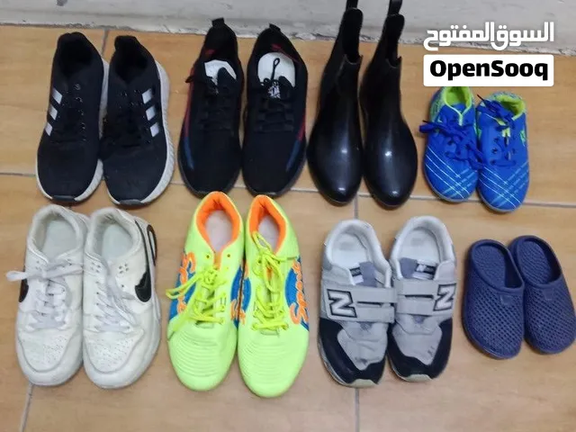 Sports and school shoes for sale 5-13 years kids shoes size