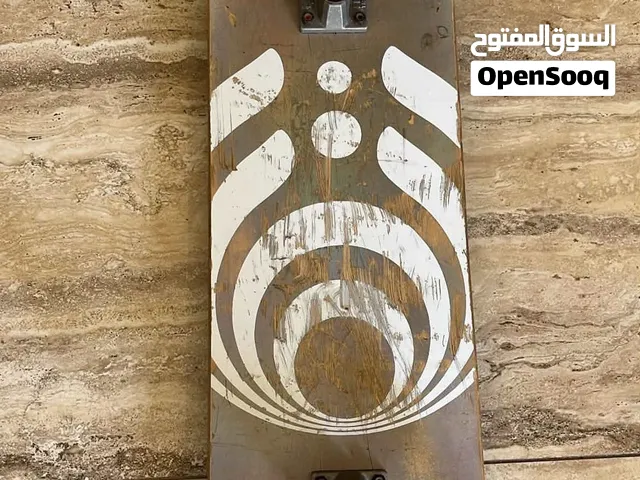 سكيت بورد اصلي Skateboard كلاسيكي مناسب للحركات والشوارع تقدري تشتري كامل او فقط قطع استعمال بسيط