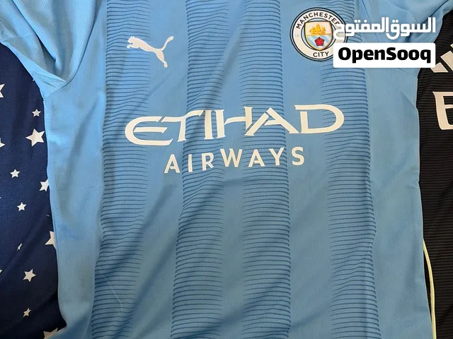 Man city shirt veer good never used the best with the tag rel shirt from the shop it self the best