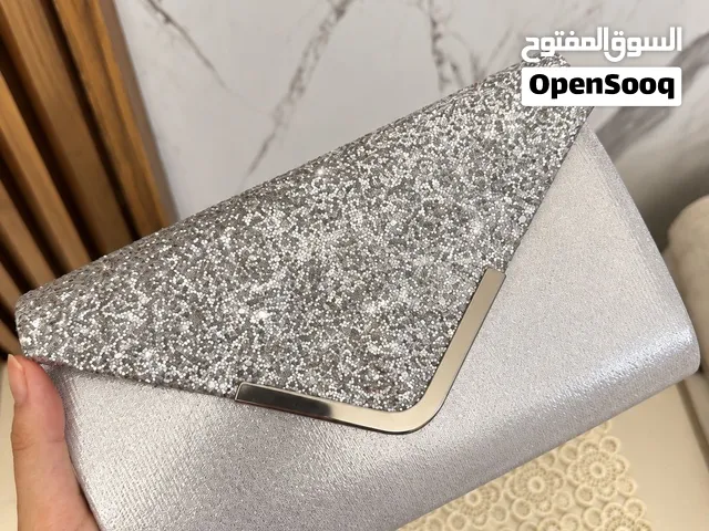 شنتات ستاتي ، منها جديد ومنها مستعمل بحالة ممتازة