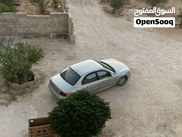 200 m2 More than 6 bedrooms Townhouse for Sale in Mafraq Al-Khalidya