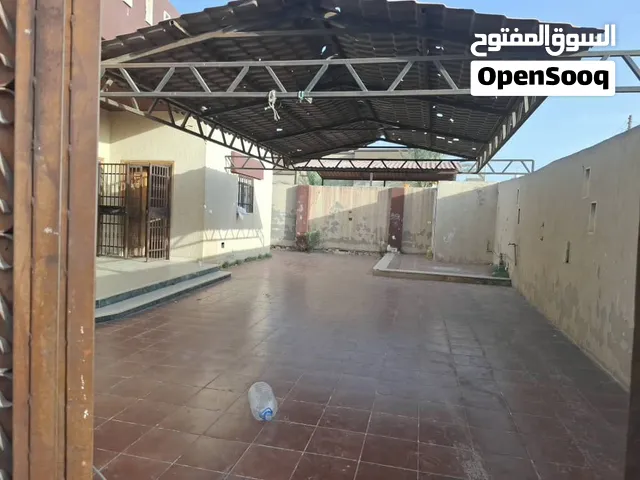 منزل للإيجار