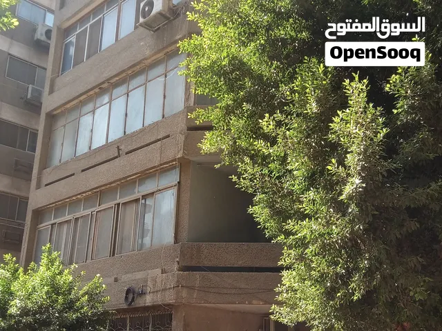 عمارة للبيع مصر محافظة الجيزة منطقة المهندسين شارع دكتور حجازى/ قرب محطة مترو الأنفاق ونادي الترسانة