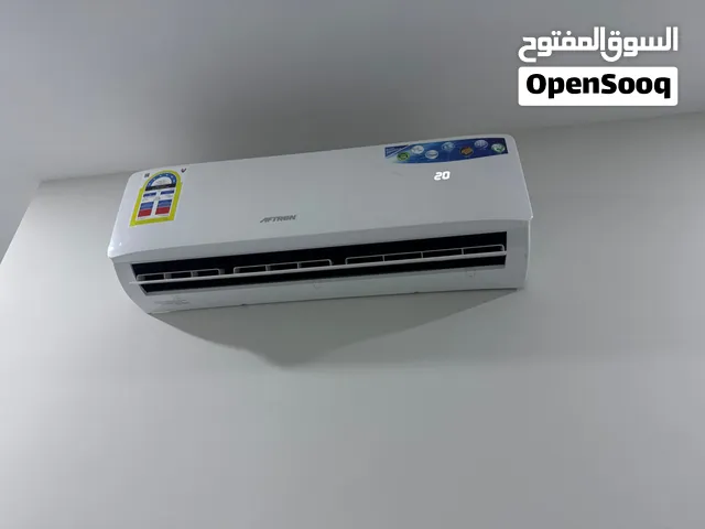 مكيف اثنين طن / مكيف طن ونص مستخدم اربع شهور فقط