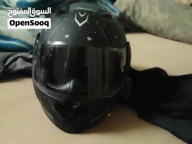 خوذة دراجة/سكوتر جديدة 100%  سماعة بلوتوث مرفقة (تشتغل ممتاز)  الموقع: عمّان –