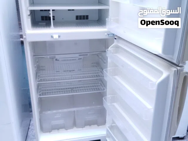نبيع ثلاجه تبريد وتجميد قوي استخدام بحاله جيده معا التوصل التشغيل والكفاله ثلاجه سانيو 20 قدم