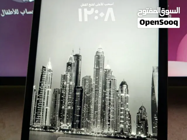 ايباد 2023 شبه جديد مع الكرتونه