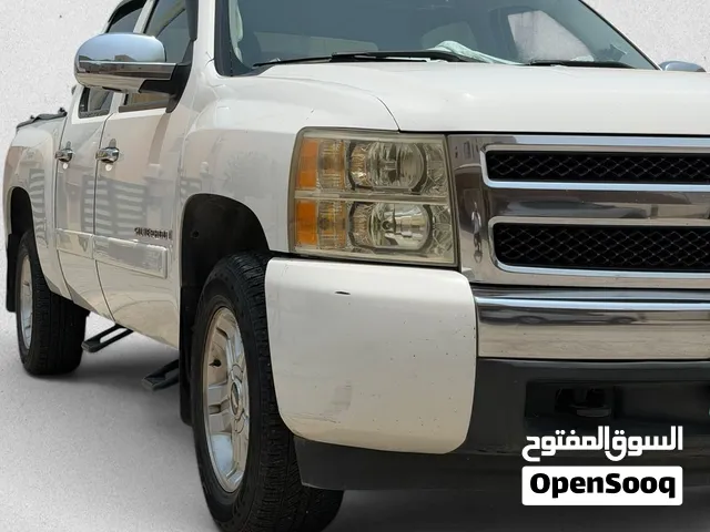 سلفرادو للبيع بحاله ممتازه