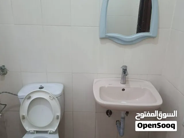 غرفة نوم وصالون مفروشة للطلاب