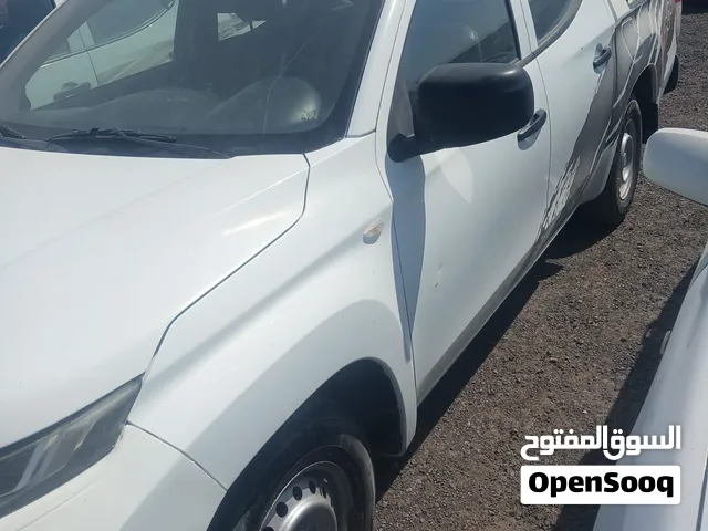 للبيع مجموعه او مفرد وانيتات ميتسوبيشي دبل كبينه موديل 2018و2019