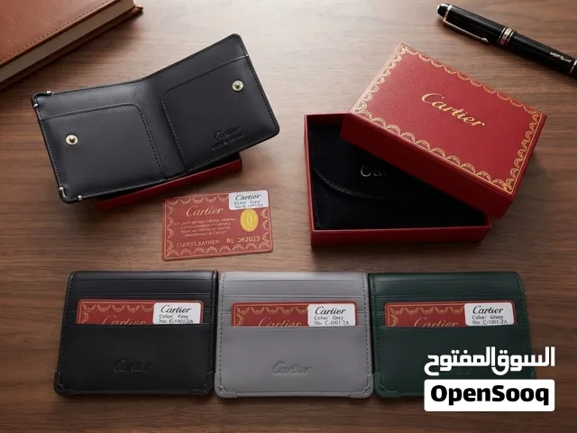 محافظ رجاليه ماركات مختلفه