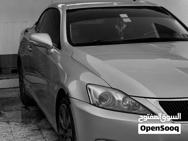 Lexus is350C hardtop convertible