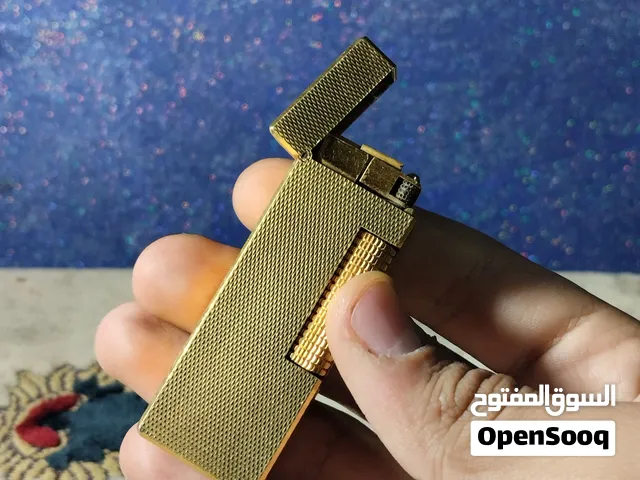 ولاعة دانهل سويسري بحاجة إلى صيانة