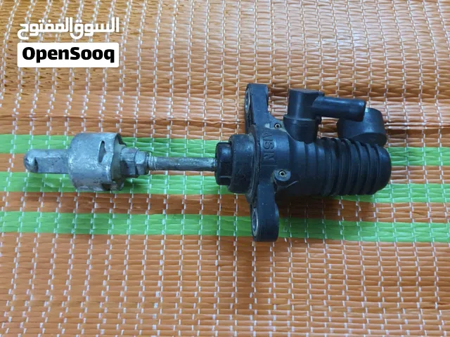 قطع غيار تويوتا باص هايس من موديل 2006 إلي مويل 2013