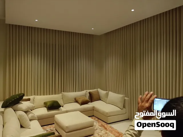 تفصيل وتركيب ستائر فاخرة في الرياض أفضل الأسعار وأحدث التصاميم