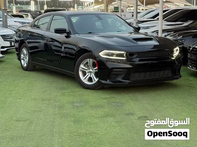 دودج تشارجر V6 SXT موديل 2023 مواصفات أمريكية اوراق جمارك Kit SRT بحالة ممتازة