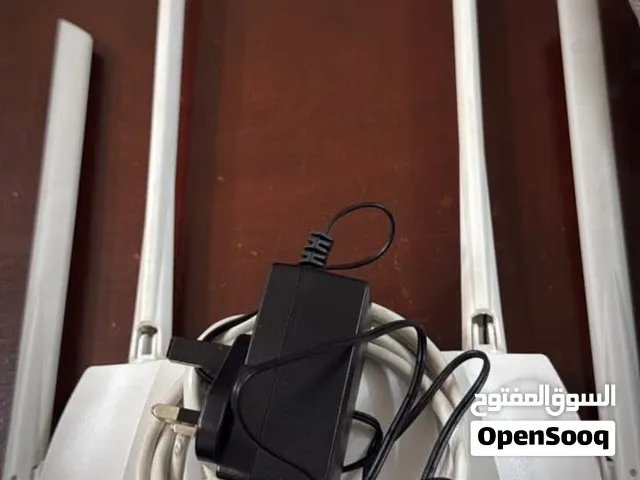 راوتر tenda مستخدم للبيع مع جهاز يو بي اس مستخدم