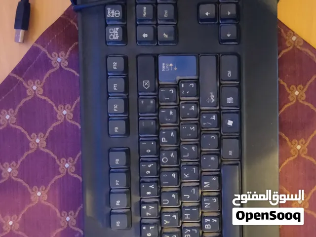 كيبوردات بحالة ممتازة للبيع