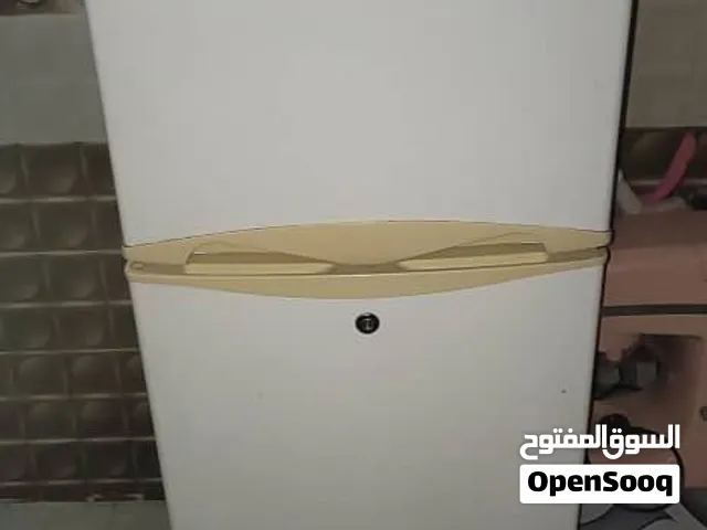ثلاجه ميدا مستعمل نظييف عرطهه