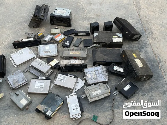 لوحة عدادات سيارة مستعملة بجودة جيدة