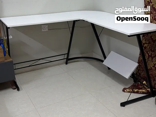Desk L shape