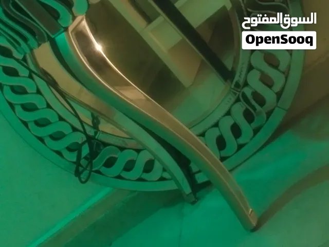 طاوله وجامتها