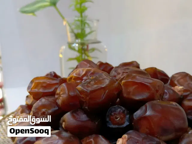 تمر خاصویی؛ الغول الأصغر الذي أذهل الأطباء واجتاح موائد السلاطين Khasuyi Dates