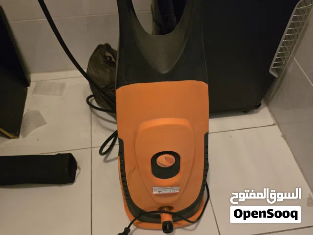 مضخة مياه نوع صيني شبه جديده