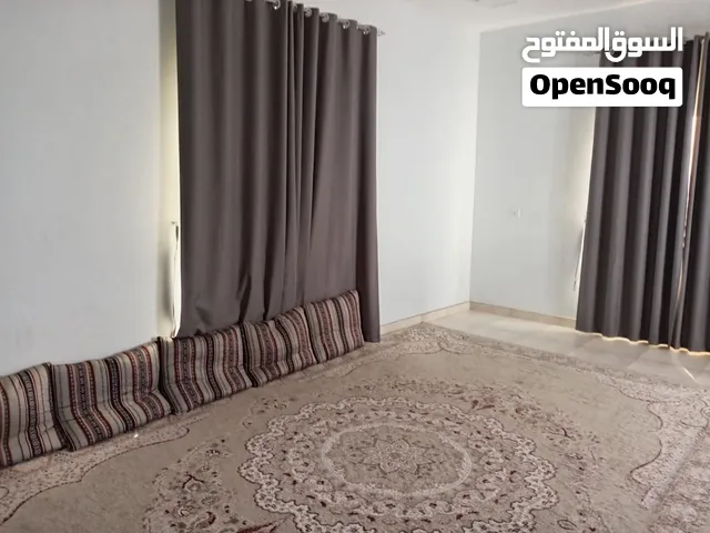 فيلا مستقلة بموقع مميز للبيع – المعبيلة الجنوبية