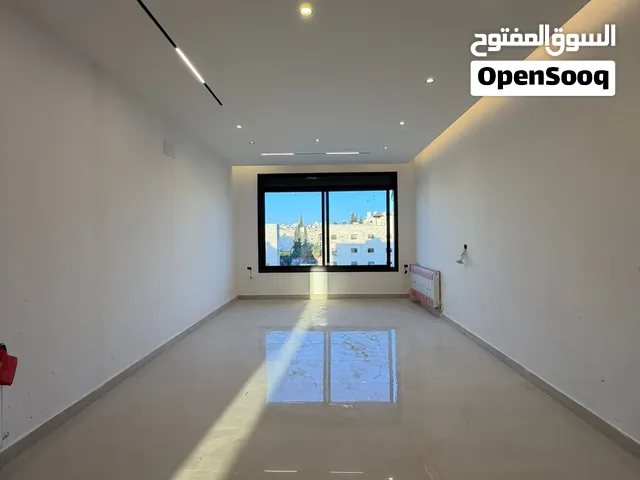 شقة للبيع طابق الثالث مع رووف وترس في أجمل مناطق منطقة الجاردنز