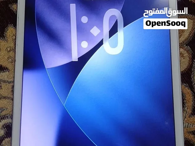 ايباد 5 مستعمل بحالة ممتازة 7.9 انش وذاكرة 64 جيجابايت