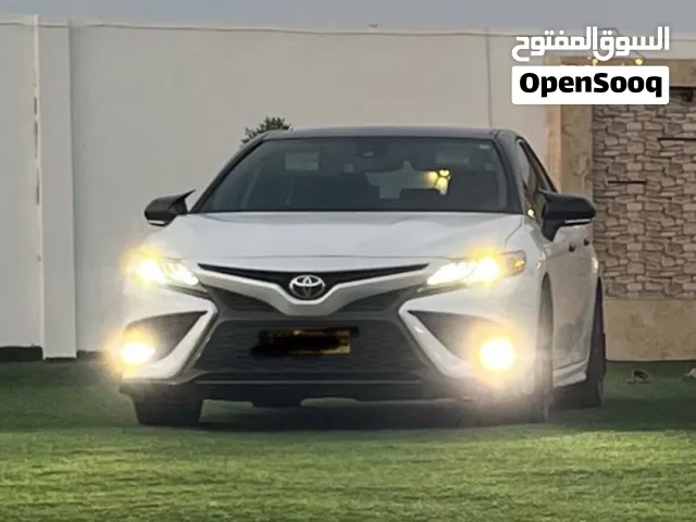 تويوتا كامري 2021 للبدل مع موستانج من موديل 2021 (8 سلندر)