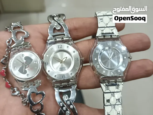 ثلاث ساعات سويتش نسائي بطاريه سويسري