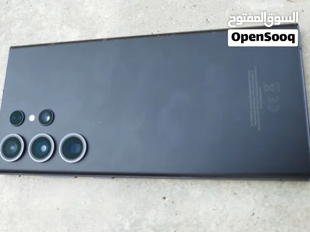 جلاكسي s23 الترا نضيف 90 % استخدام قليل او مراوس مع ايفون