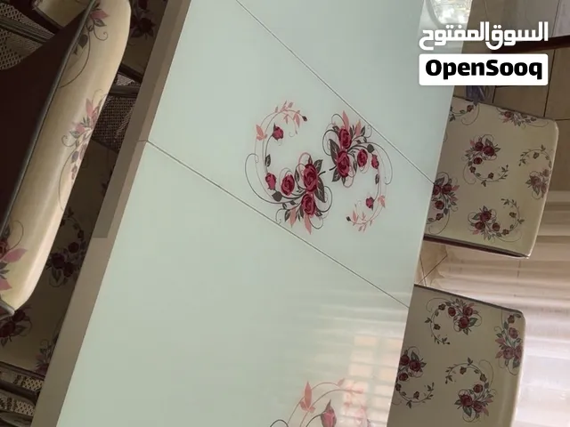 طاوله سته كراسي للبيع مستعمله
