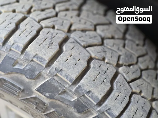 اطارات حجريه للبيع
