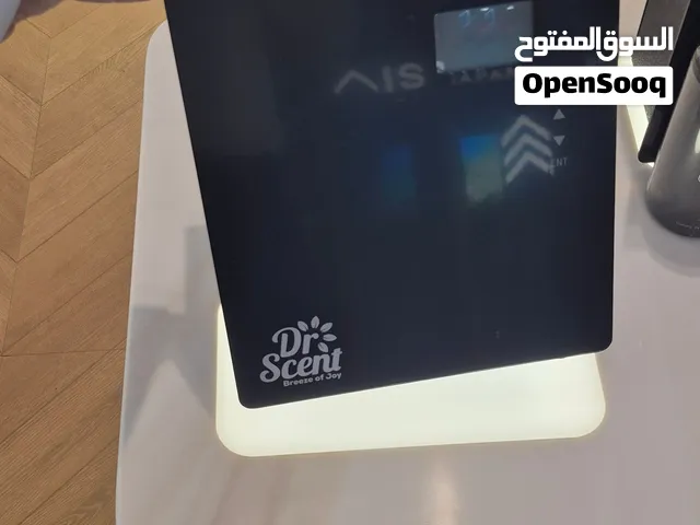 جهاز تعطير مساحة 400 متر مربع معاه غرشة كبيرة من الزيت