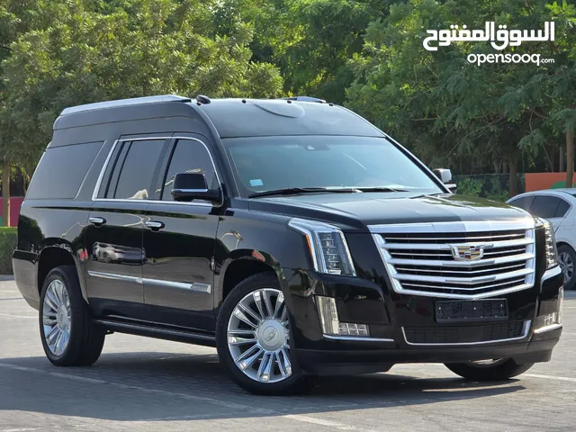 CADILLAC ESCALADE 2018 GCC // LOW MILEAGE // VIP SEATS // TV // PERFECT CONDITION
