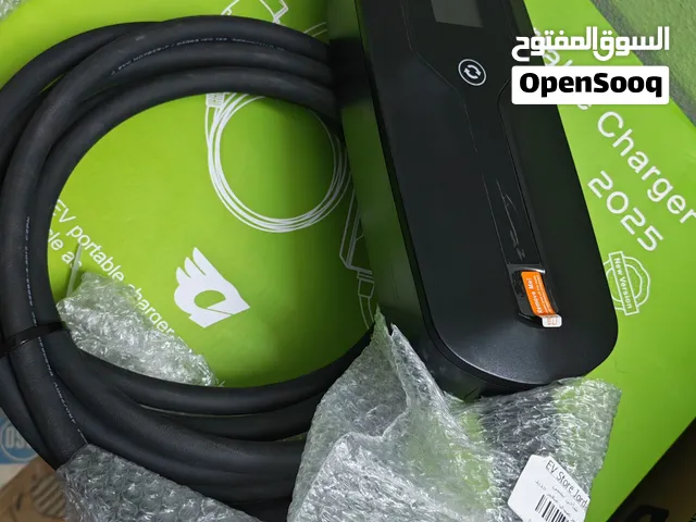 شاحن الفا لون اسود جديد وكالة