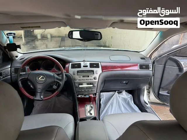 للبيع لكزسES 300 موديل 2002