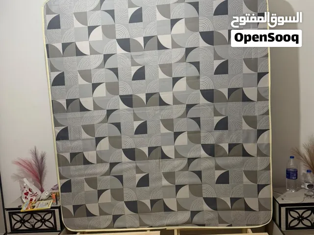 فرشه تفصيل اسفنجيه جديده استعمال شهر فقط لا غير
